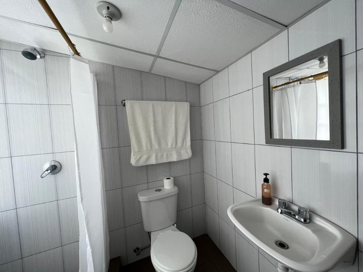 Tiny Apartment In The City Rooftop Terrace بانيوس المظهر الخارجي الصورة